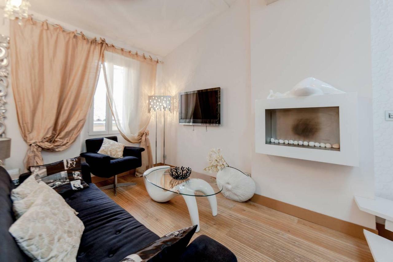 סן טרופז Elegante Appartmento Nel Quadrato D'Oro A St Tropez מראה חיצוני תמונה